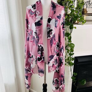Beautiful Pink Floral Soft Billowy Womens Wrap Romantic Dainty Feminine
